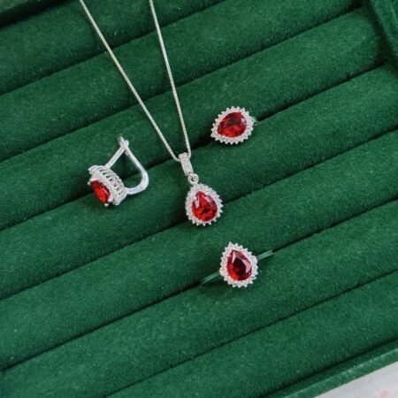 Женски сет