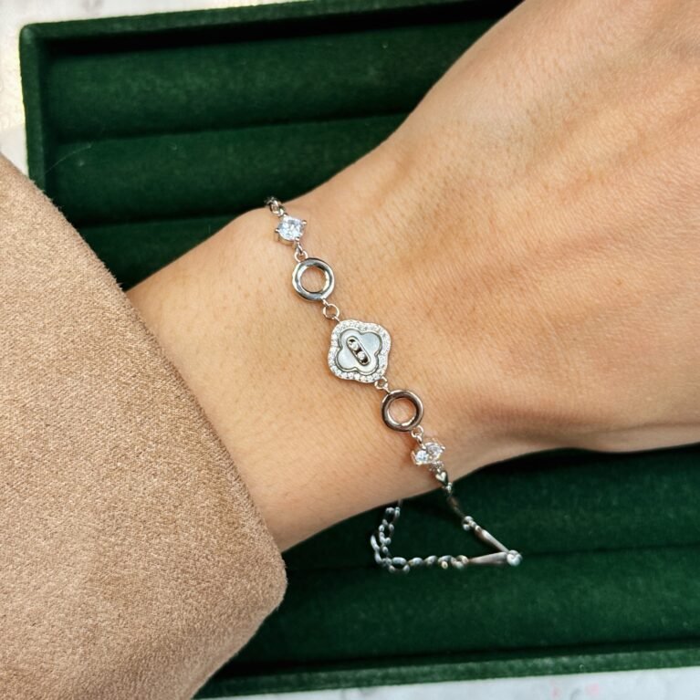 Женска нараквица