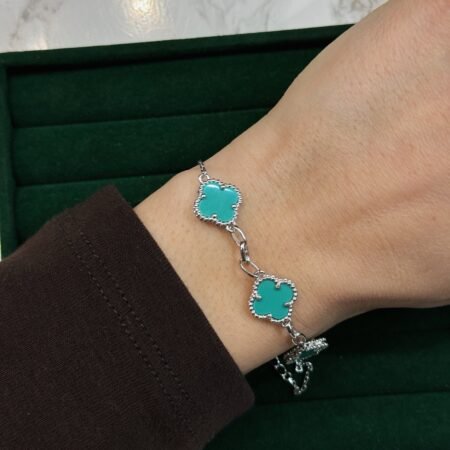 Женска нараквица