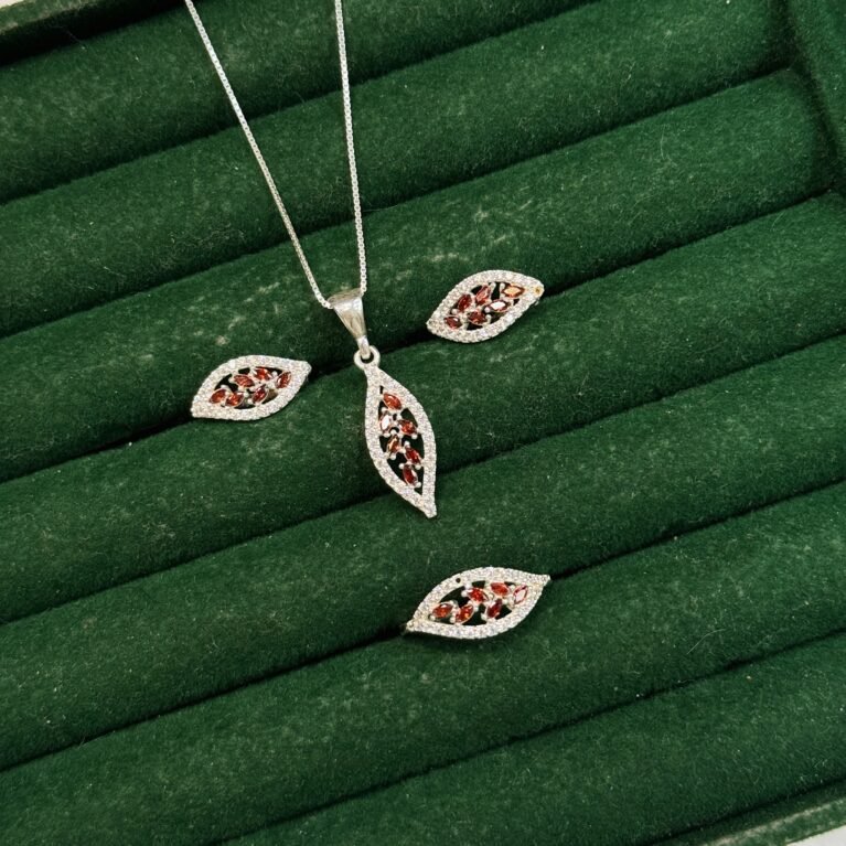Женски сет